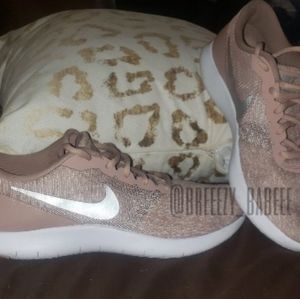 Nike Women's Flex Contact Running Shoes